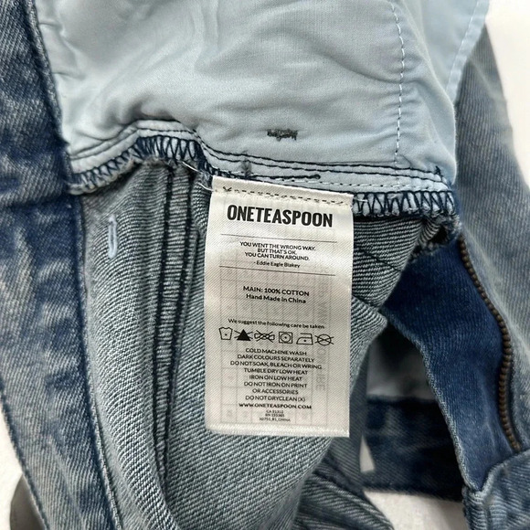 One Teaspoon 2020 Mini Denim Skirt Distressed Frayed Hem in Light Blue Size 26 - Picture 5 of 10